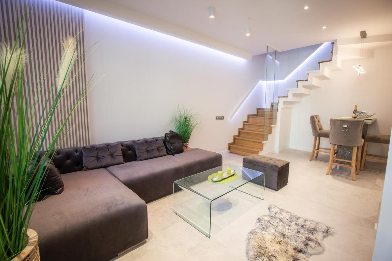Triplex, Rooftop With Parlament View & Jacuzzi Apartamento Budapeste