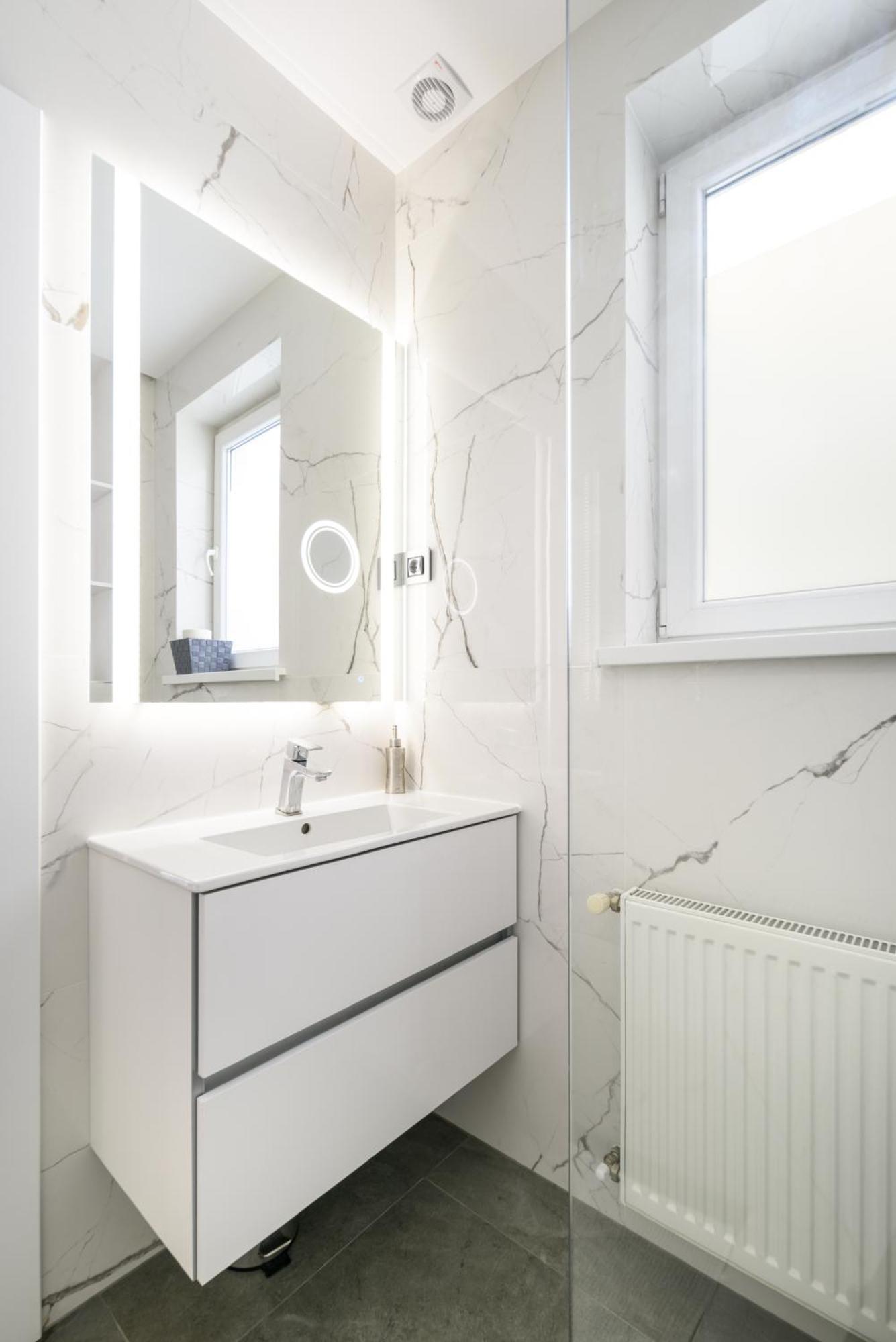 Apartamento Triplex, Rooftop With Parlament View & Jacuzzi *