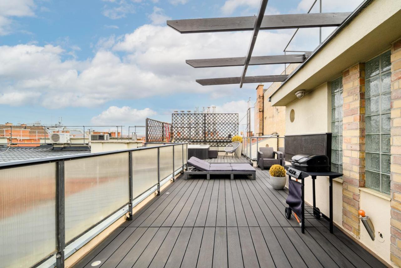 Triplex, Rooftop With Parlament View & Jacuzzi Apartamento Budapeste