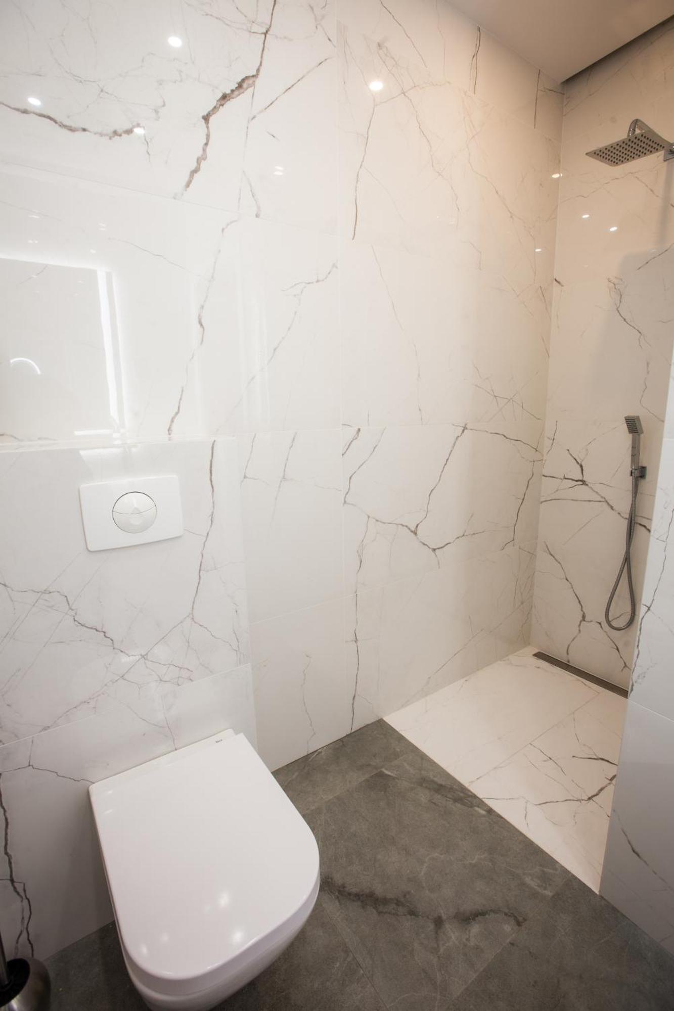 Triplex, Rooftop With Parlament View & Jacuzzi * Budapeste