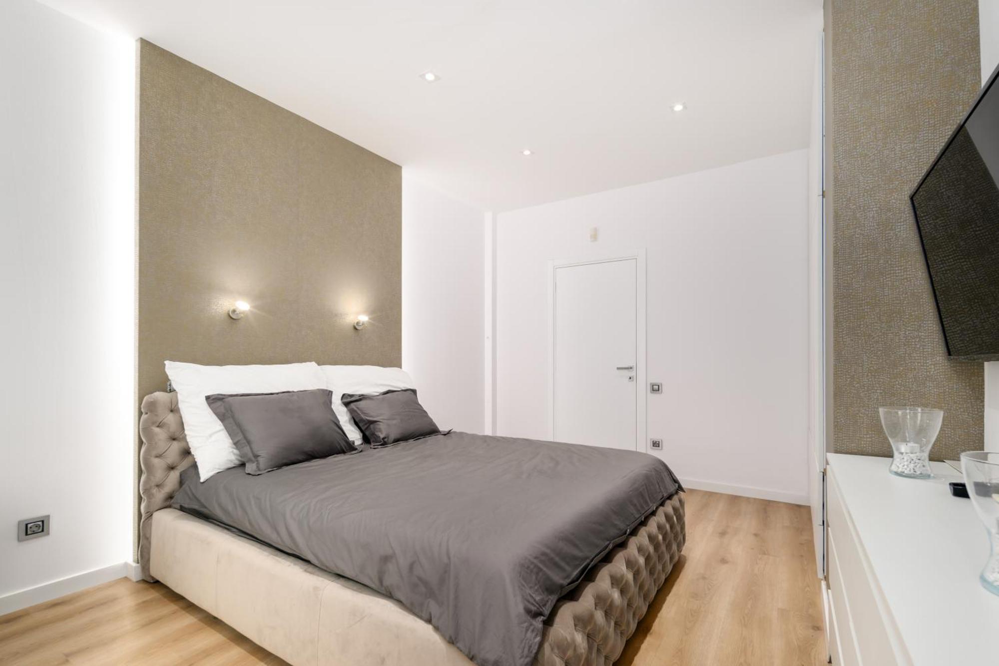 Apartamento Triplex, Rooftop With Parlament View & Jacuzzi