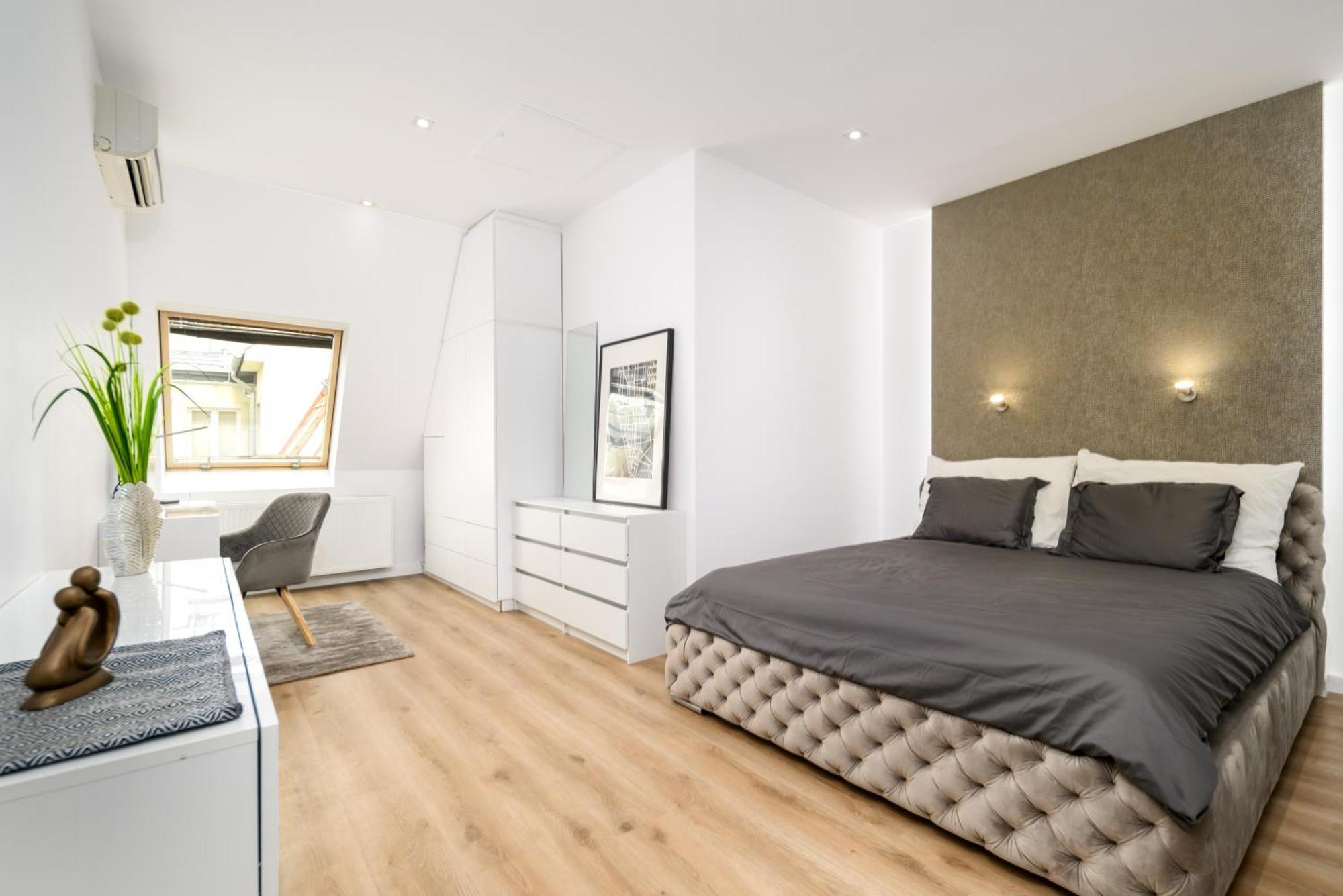 Triplex, Rooftop With Parlament View & Jacuzzi Apartamento